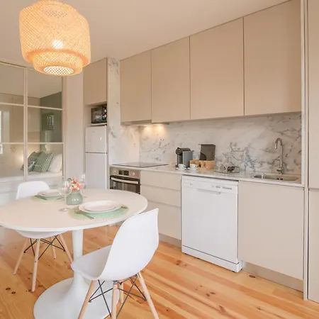 New - Bright In Santa Catarina Apartment