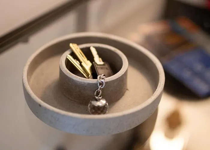 New - Bright In Santa Catarina * Oporto